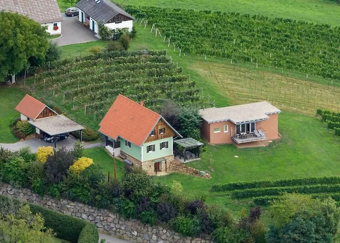 In The Vineyard The Vineyard Dom wakacyjny *